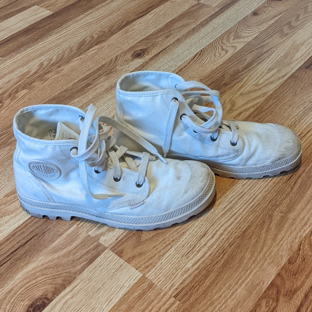 Palladium Pampa Hi white high top sneaker size 10